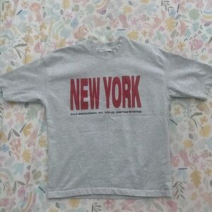Gray Zara woman’s T-Shirt with Red Print